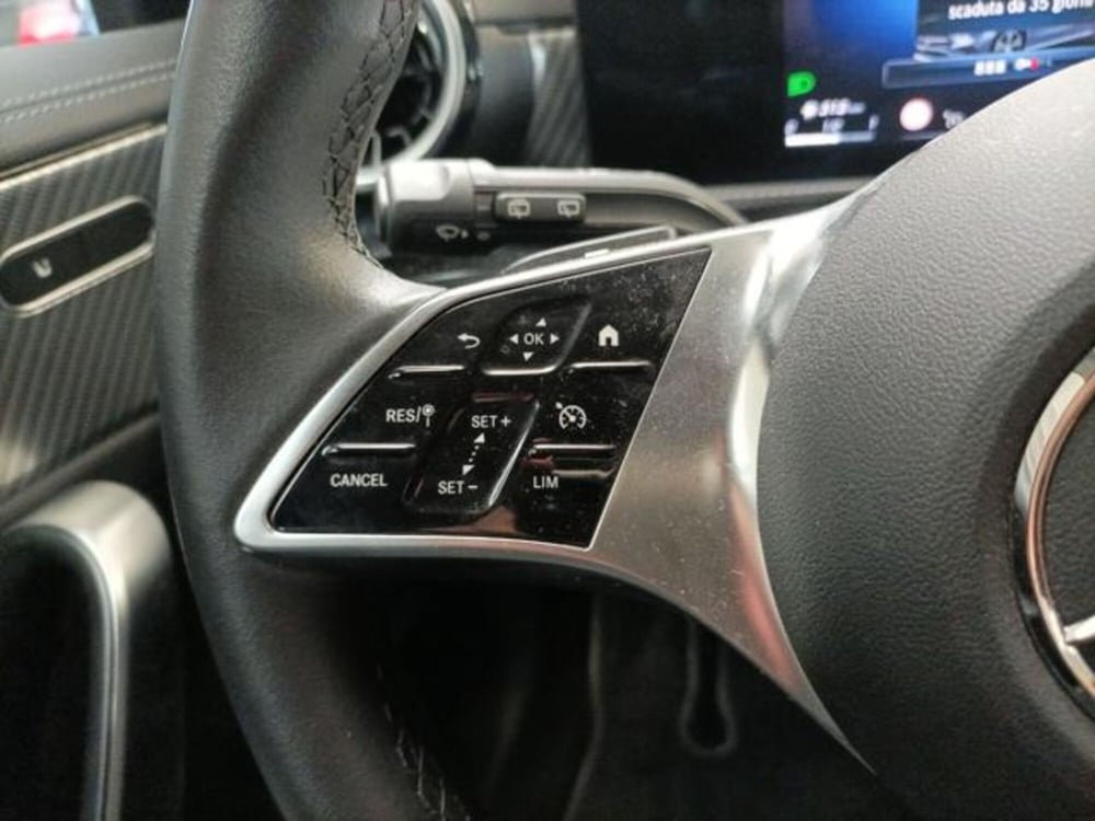 Mercedes-Benz CLA Shooting Brake usata a Milano (13)