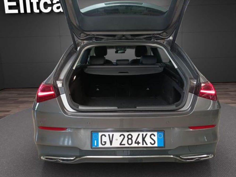 Mercedes-Benz CLA Shooting Brake usata a Milano (17)