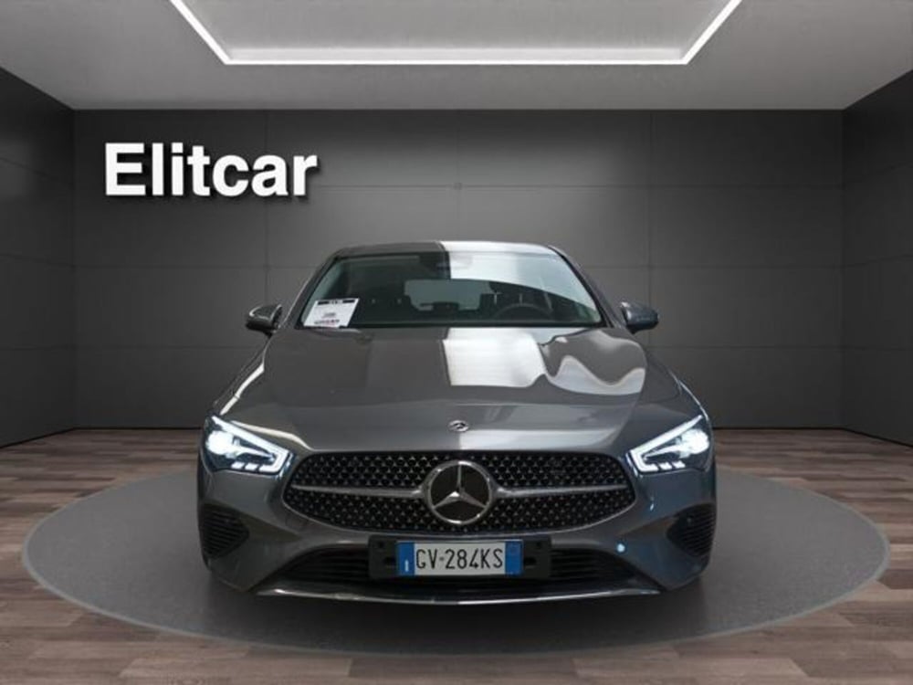 Mercedes-Benz CLA Shooting Brake usata a Milano (3)
