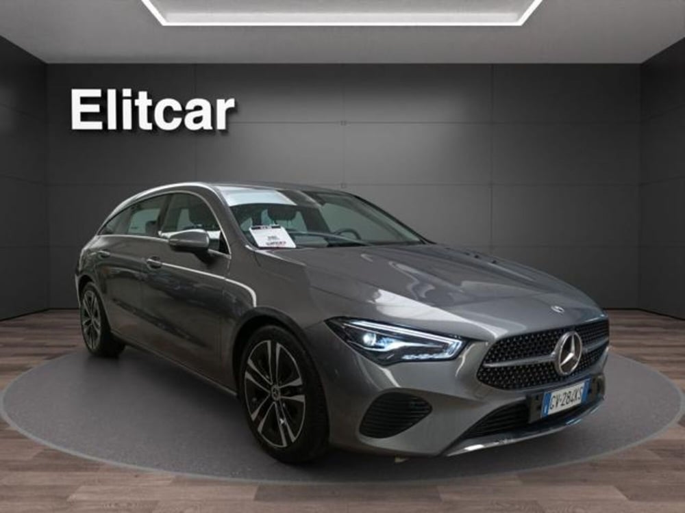 Mercedes-Benz CLA Shooting Brake usata a Milano (4)