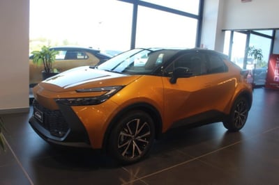 Toyota Toyota C-HR 1.8 hv Trend fwd e-cvt nuova a Roma