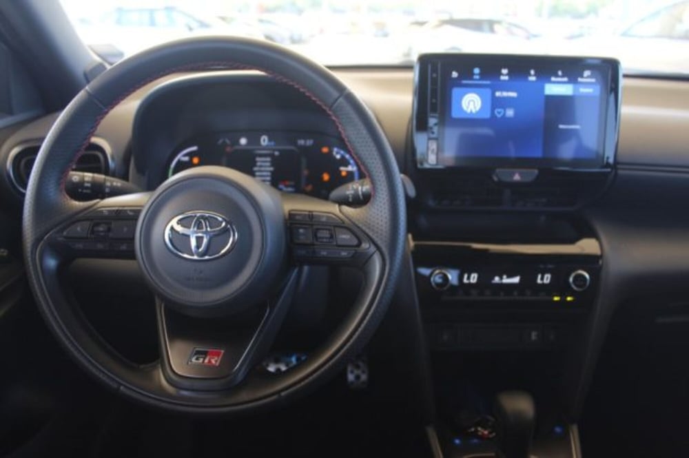 Toyota Yaris Cross usata a Roma (10)