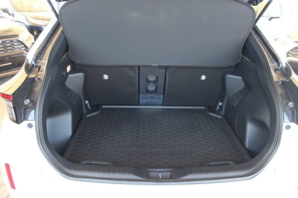 Toyota Yaris Cross usata a Roma (11)