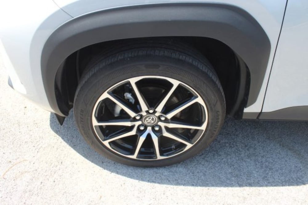 Toyota Yaris Cross usata a Roma (14)