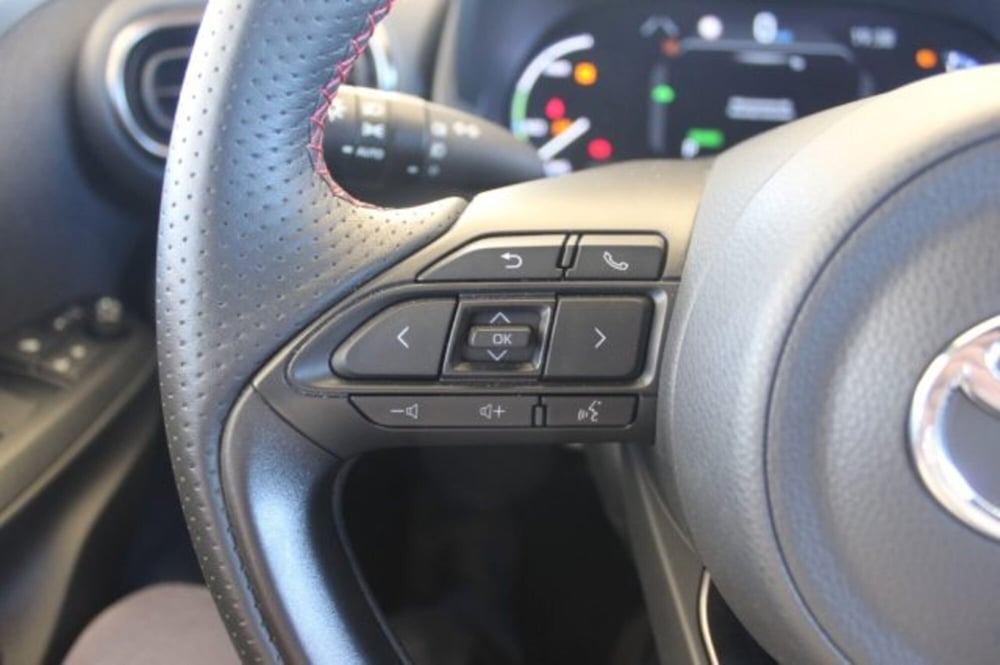 Toyota Yaris Cross usata a Roma (20)