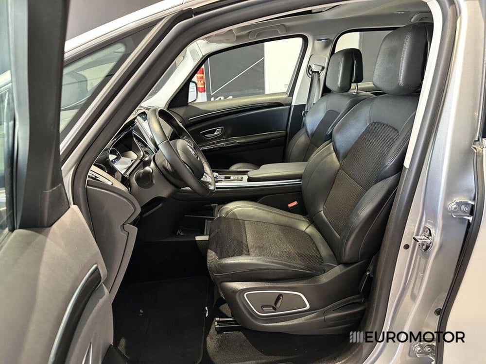 Renault Espace usata a Bari (15)