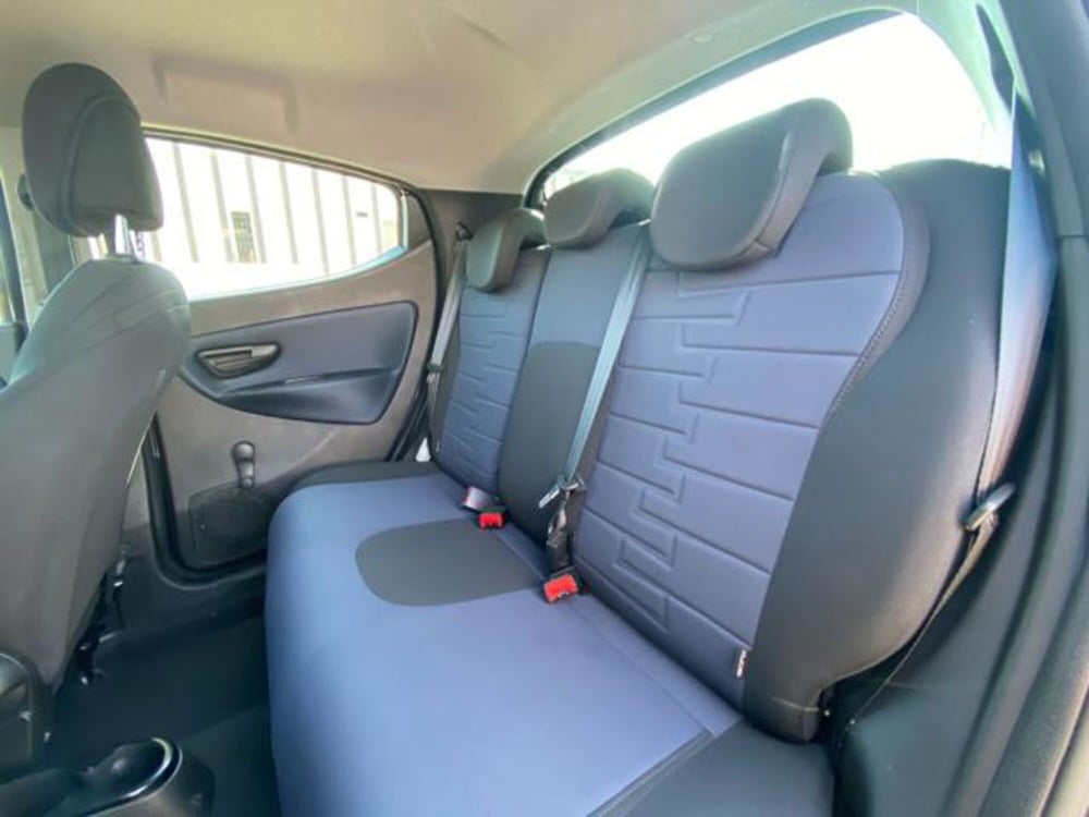Lancia Ypsilon usata a Firenze (12)