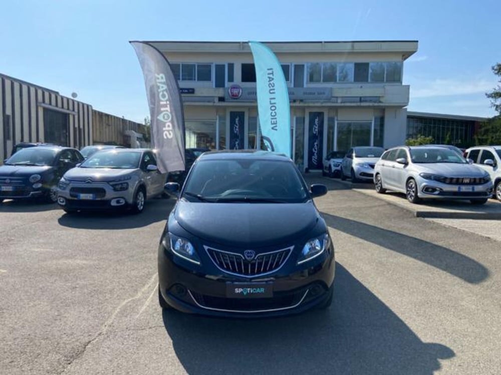 Lancia Ypsilon usata a Firenze (2)