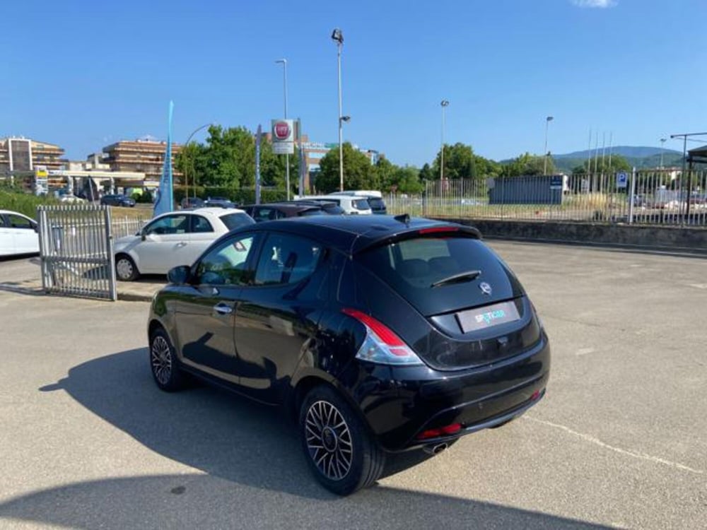Lancia Ypsilon usata a Firenze (7)