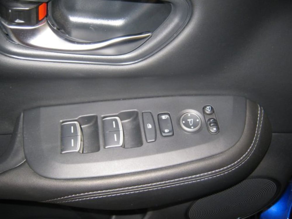 Honda ZR-V usata a Ascoli Piceno (12)