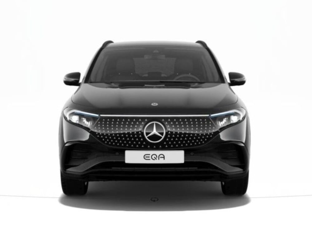 Mercedes-Benz EQA nuova a Verona (3)