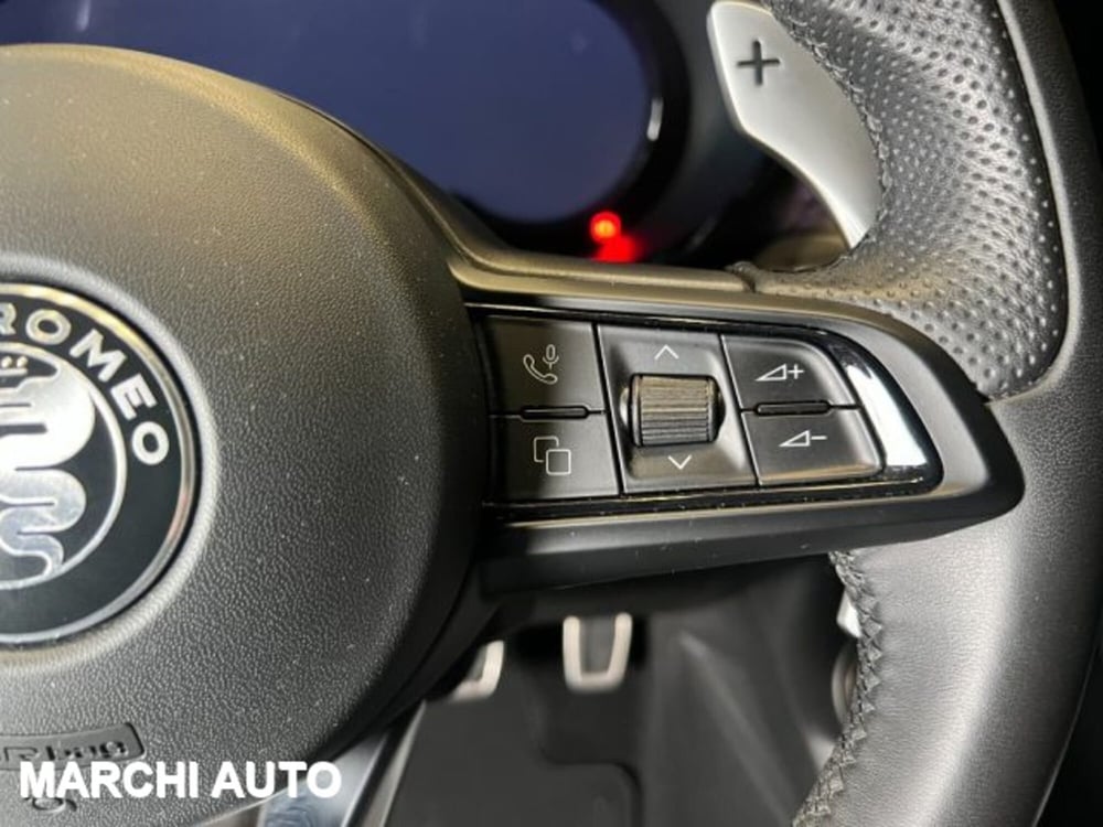 Alfa Romeo Tonale usata a Perugia (16)