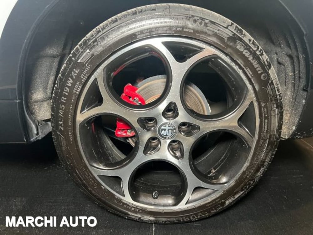 Alfa Romeo Tonale usata a Perugia (9)