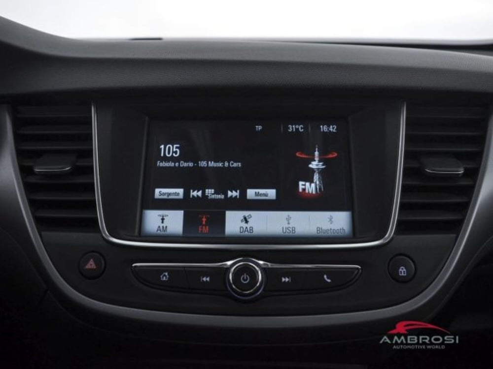Opel Crossland X usata a Perugia (15)