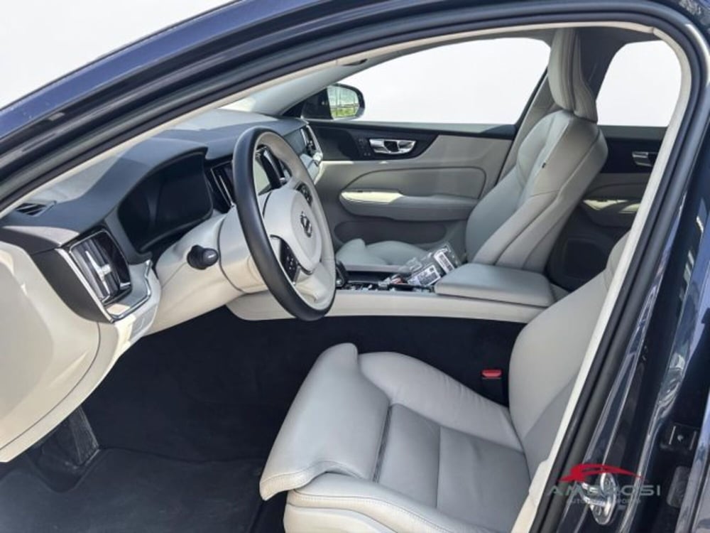 Volvo V60 usata a Perugia (9)
