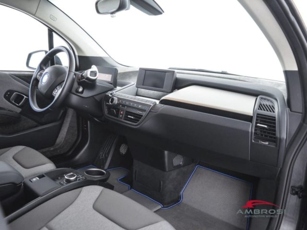 BMW i3 usata a Perugia (12)