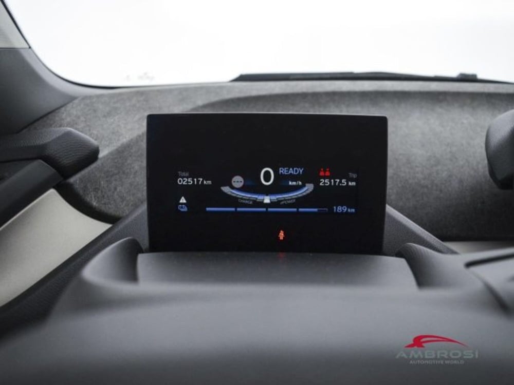 BMW i3 usata a Perugia (13)