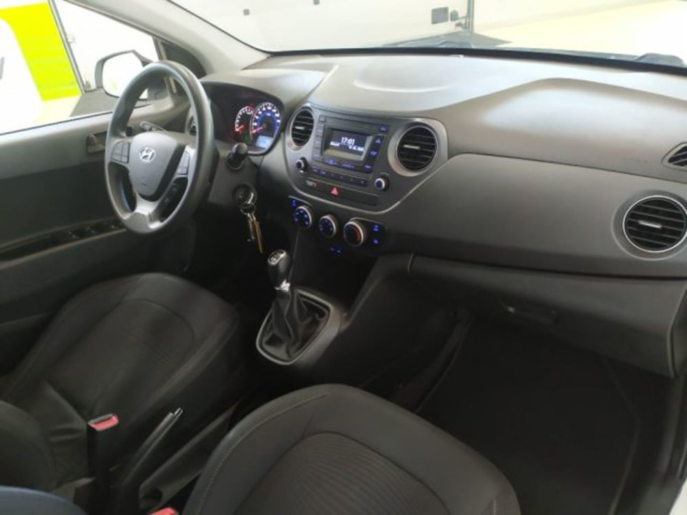 Hyundai i10 usata a Trieste (7)