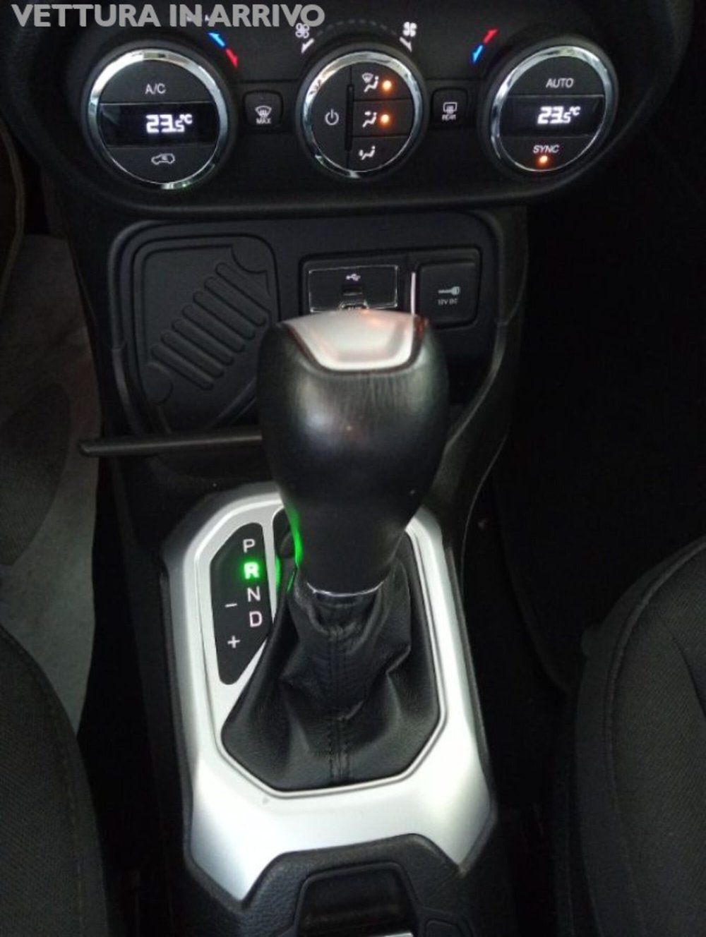Jeep Renegade usata a Modena (8)