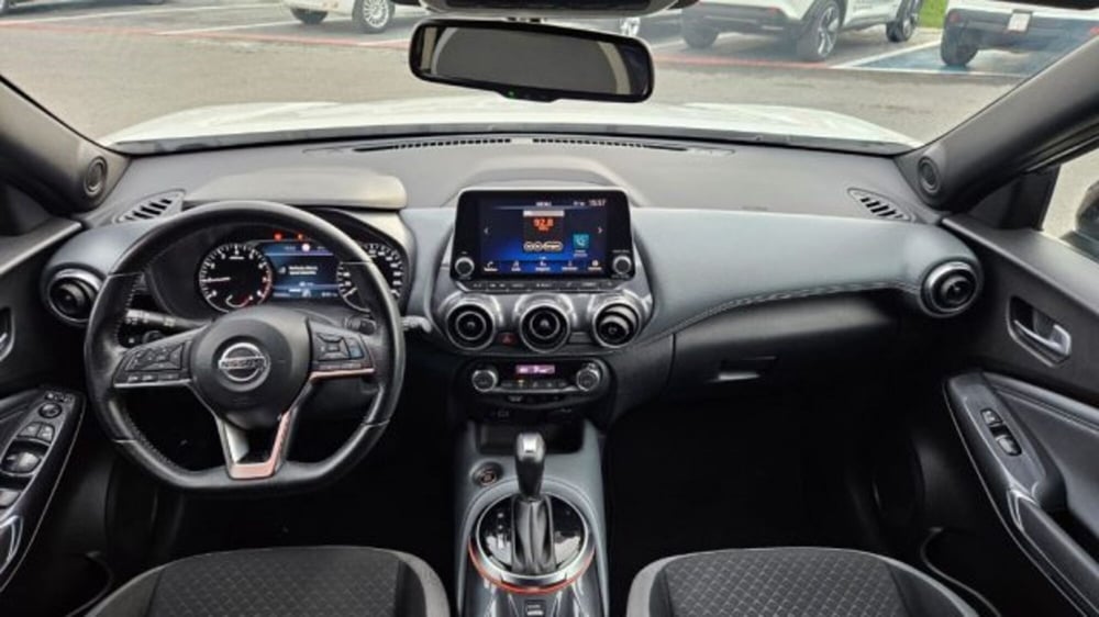 Nissan Juke usata a Lucca (9)