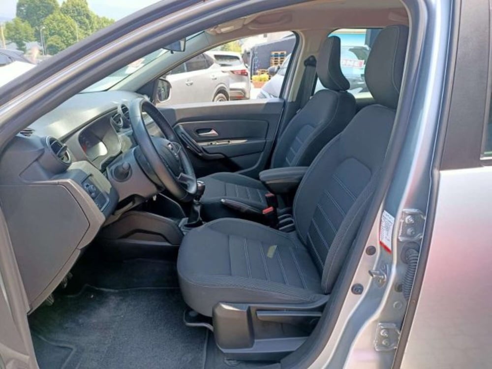 Dacia Duster usata a Firenze (15)