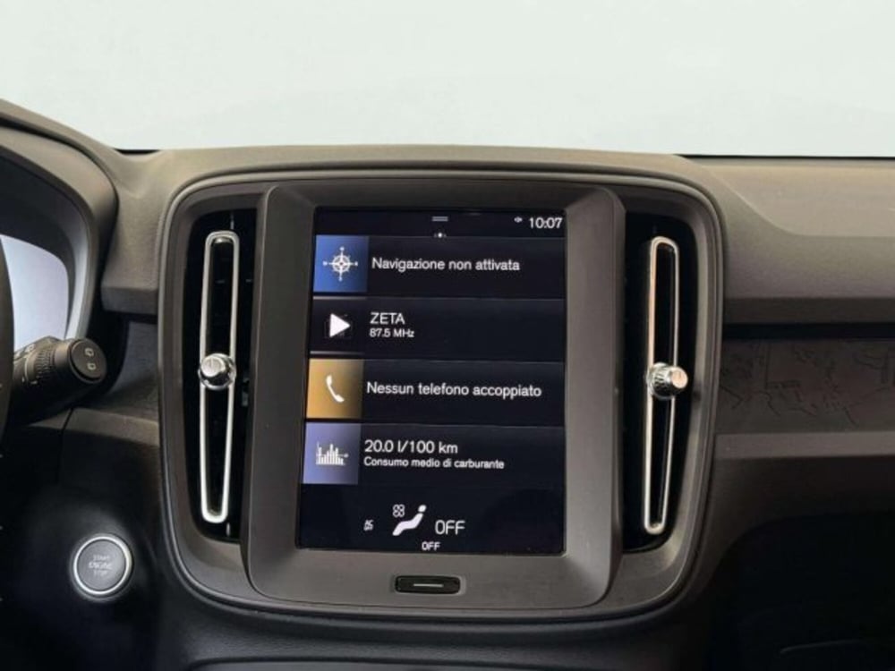 Volvo XC40 usata a Firenze (17)
