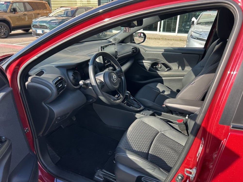 Toyota Yaris usata a Milano (11)
