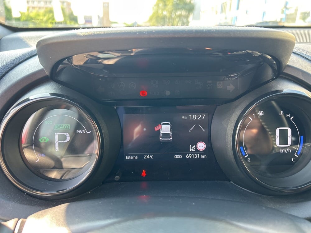 Toyota Yaris usata a Milano (17)