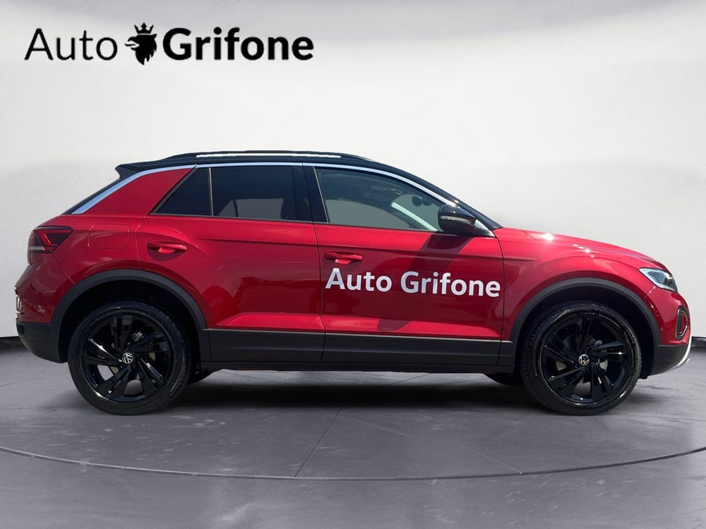 Volkswagen T-Roc nuova a Modena (7)
