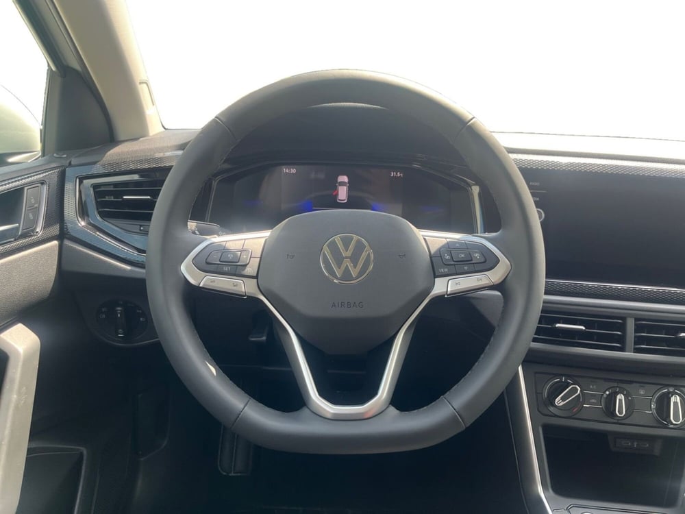 Volkswagen Taigo nuova a Modena (12)