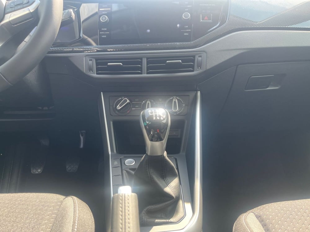 Volkswagen Taigo nuova a Modena (13)
