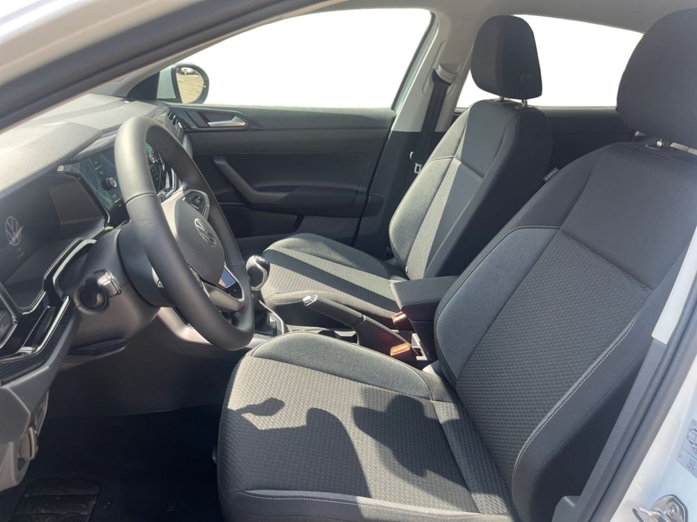 Volkswagen Taigo nuova a Modena (15)