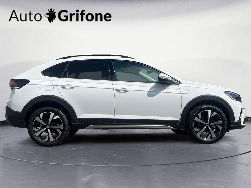 Volkswagen Taigo nuova a Modena (7)