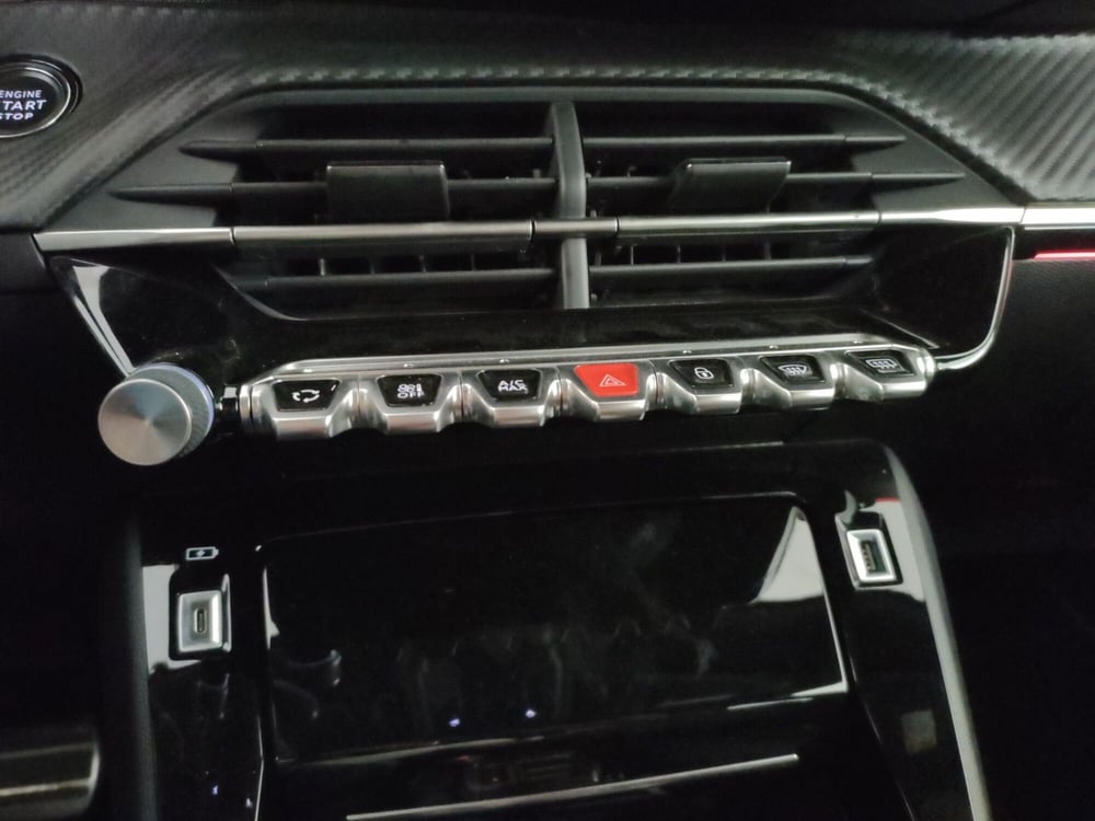 Peugeot 2008 usata a Roma (14)