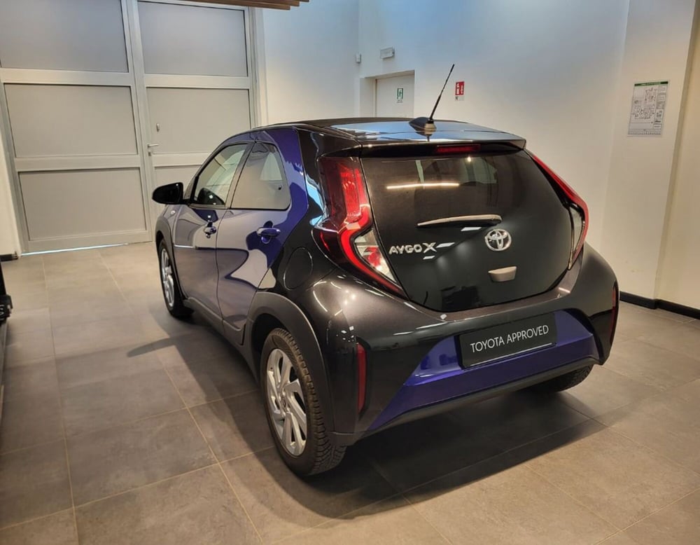 Toyota Aygo X usata a Ferrara (16)