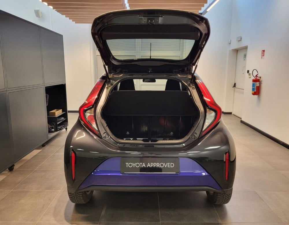 Toyota Aygo X usata a Ferrara (9)
