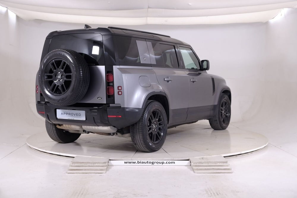 Land Rover Defender usata a Torino (2)