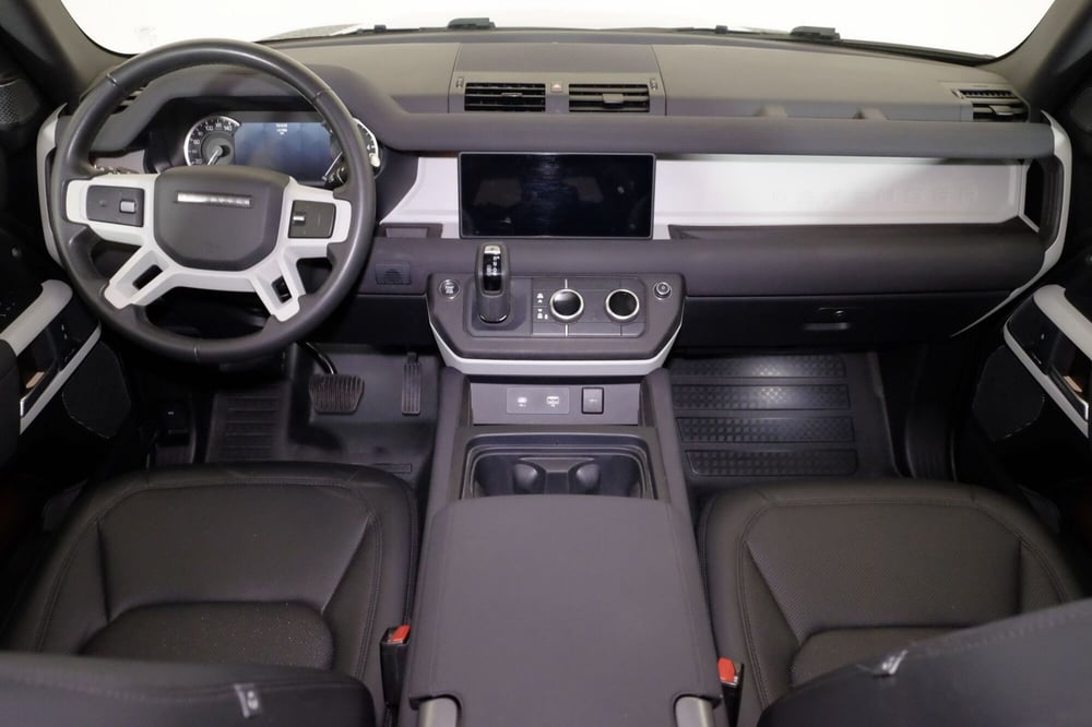 Land Rover Defender usata a Torino (4)