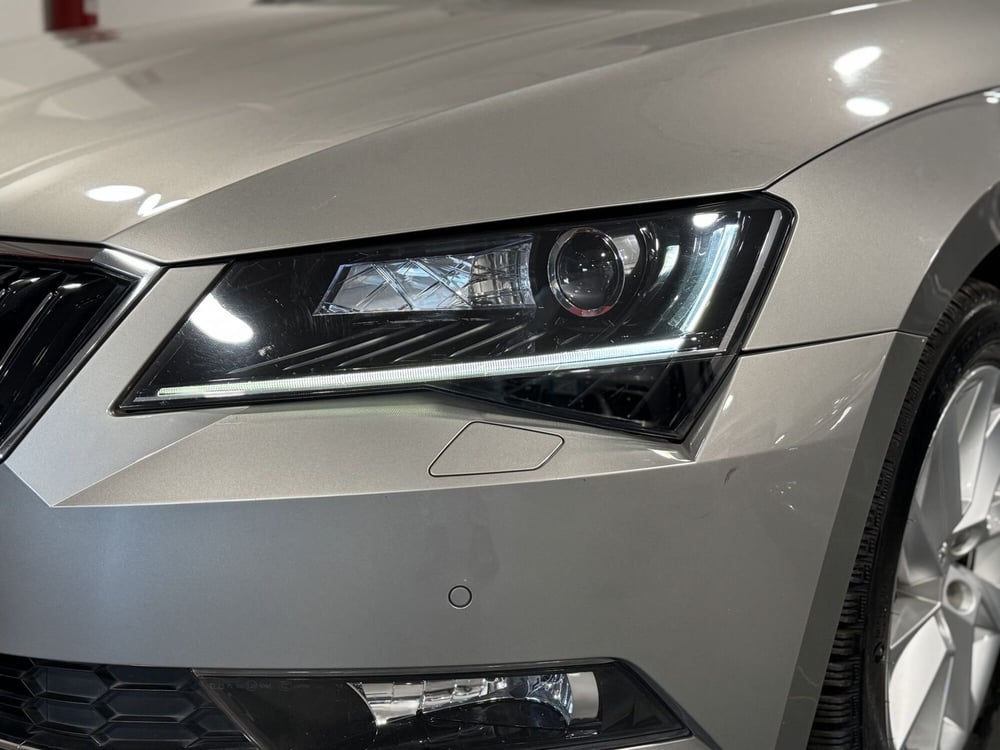 Skoda Superb Station Wagon usata a Brescia (6)
