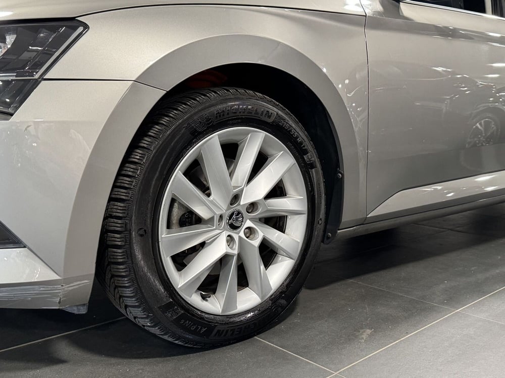 Skoda Superb Station Wagon usata a Brescia (7)