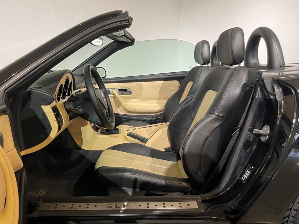 Mercedes-Benz SLK usata a Brescia (11)