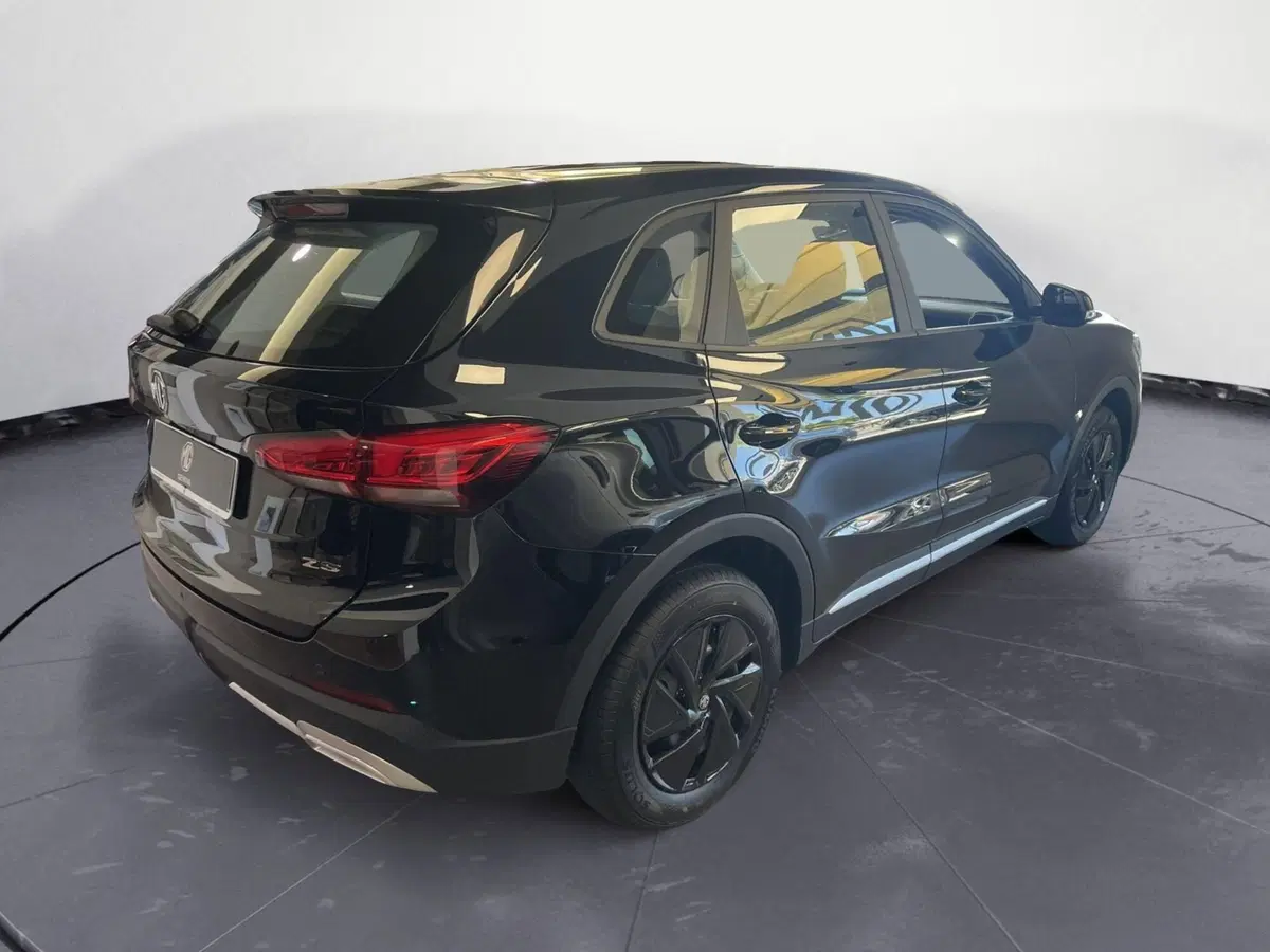 Mg ZS nuova a Genova (3)