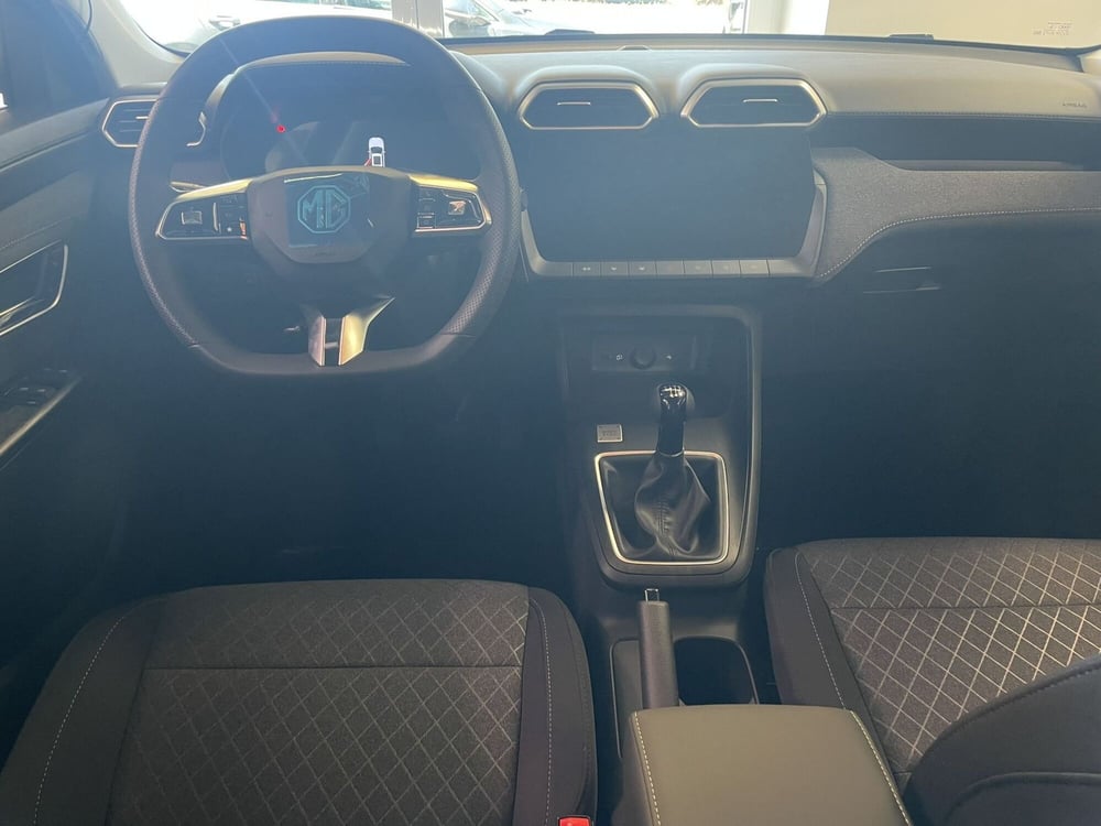 Mg ZS nuova a Genova (8)