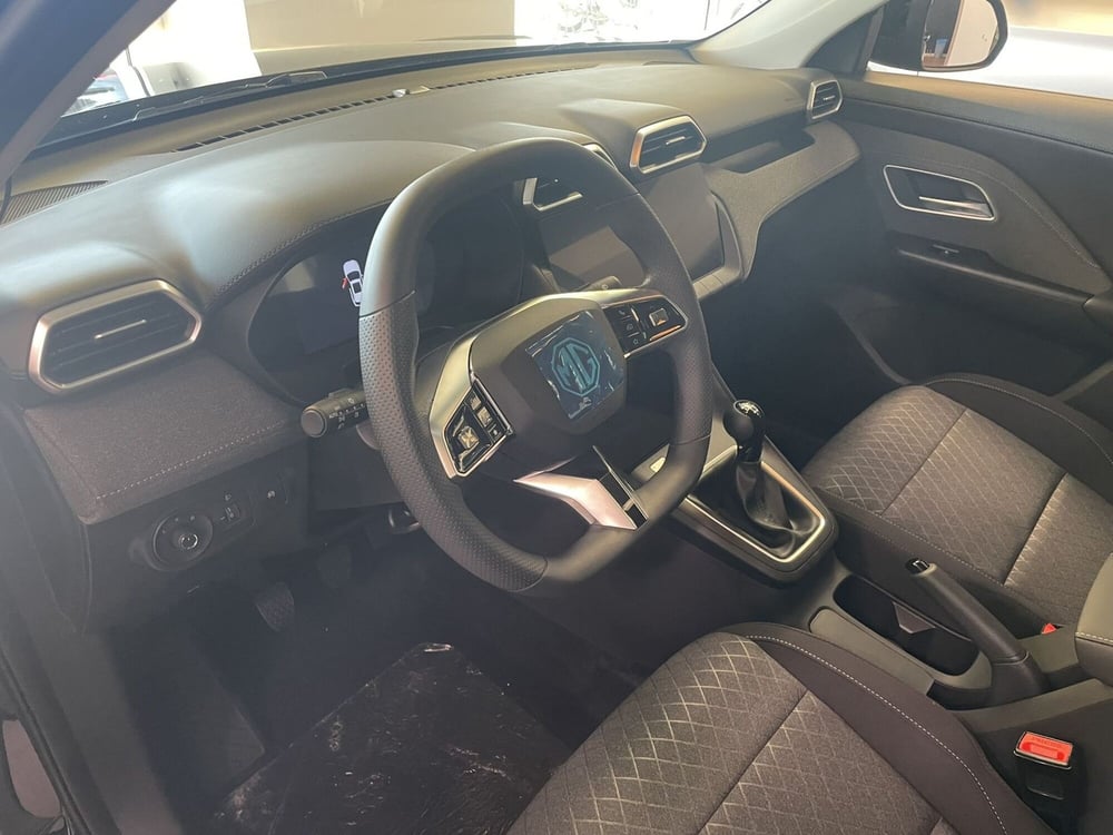 Mg ZS nuova a Genova (9)