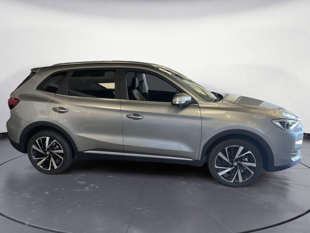 Mg ZS nuova a Genova (2)