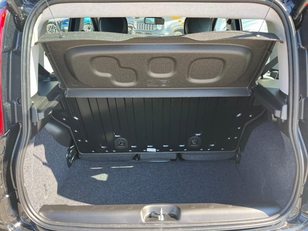 Fiat Panda Cross nuova a Milano (10)