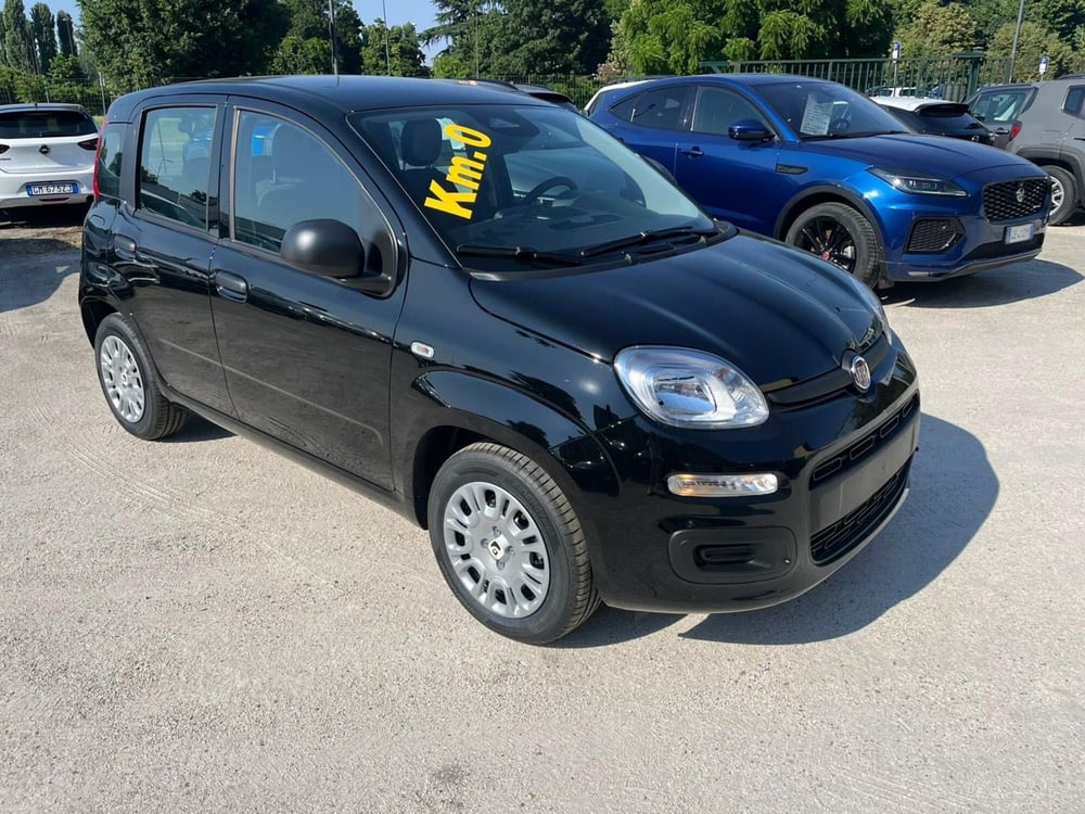 Fiat Panda Cross nuova a Milano (3)