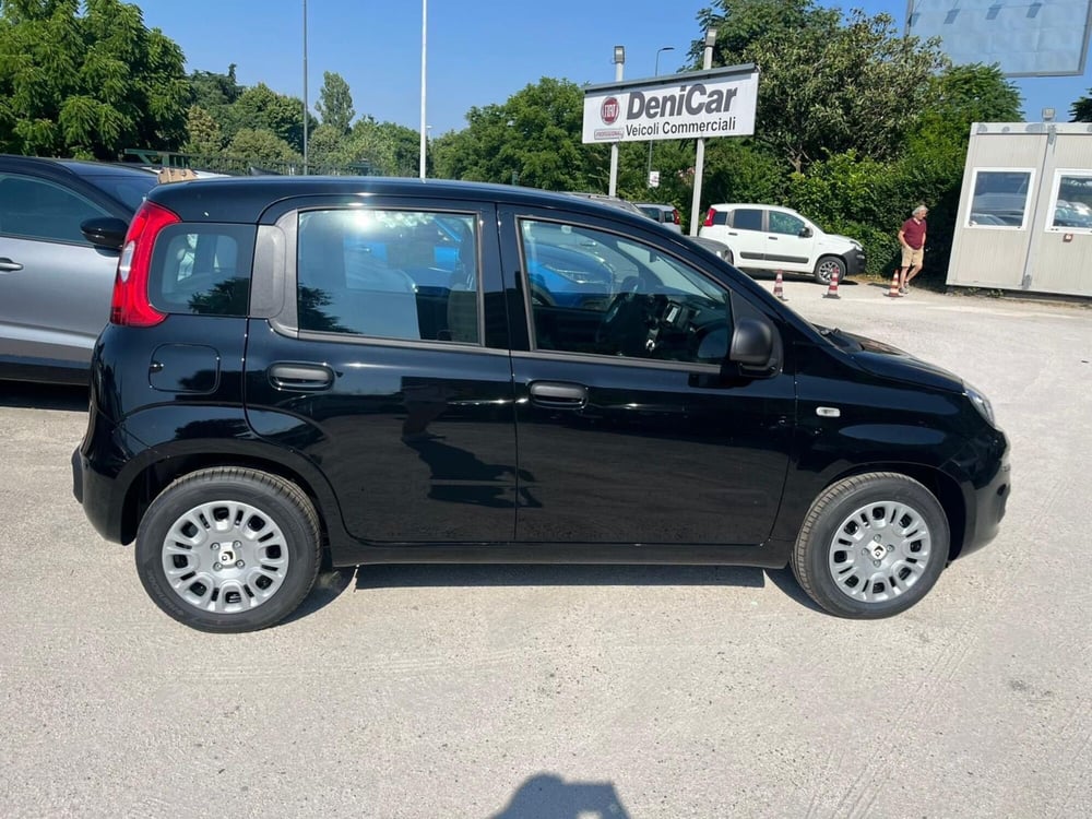 Fiat Panda Cross nuova a Milano (5)