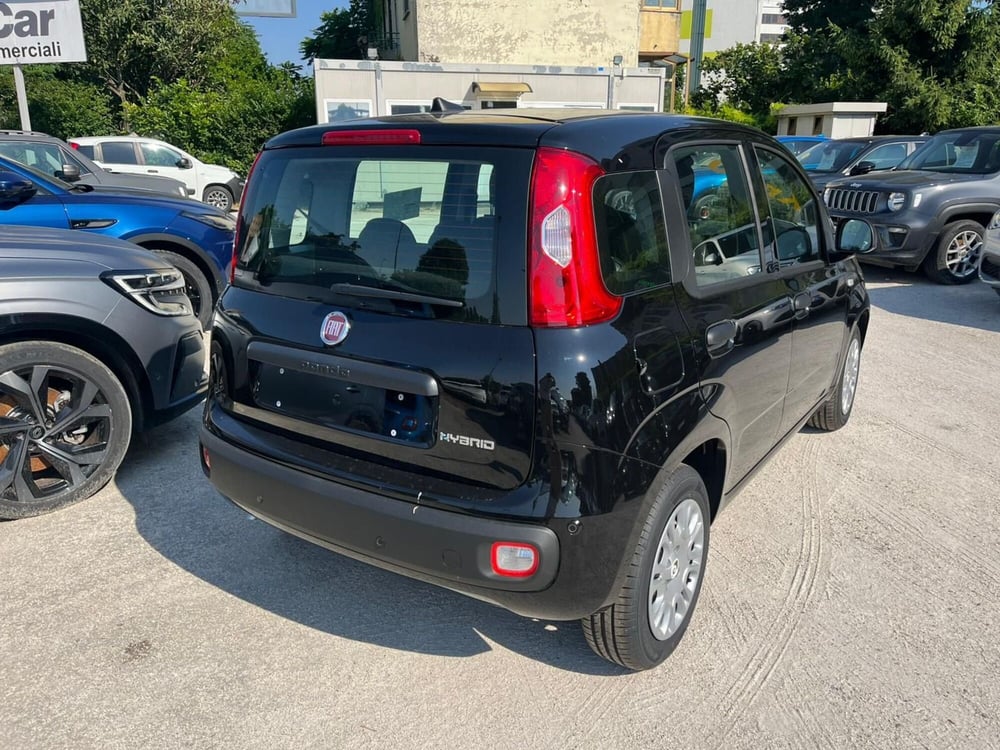 Fiat Panda Cross nuova a Milano (7)