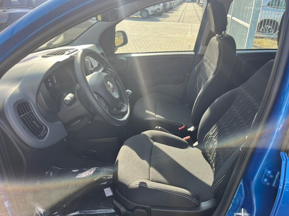 Fiat Panda Cross nuova a Milano (11)